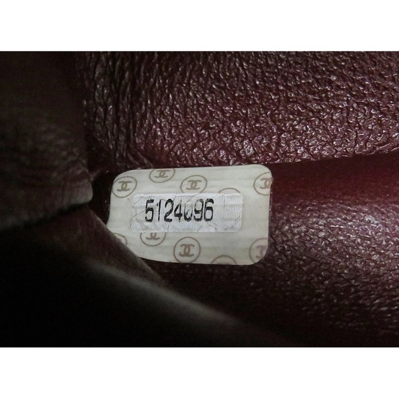 CHANEL Double Flap Quilted CC Logo Lambskin Chain Shoulder Bag - Picture 15 of 17